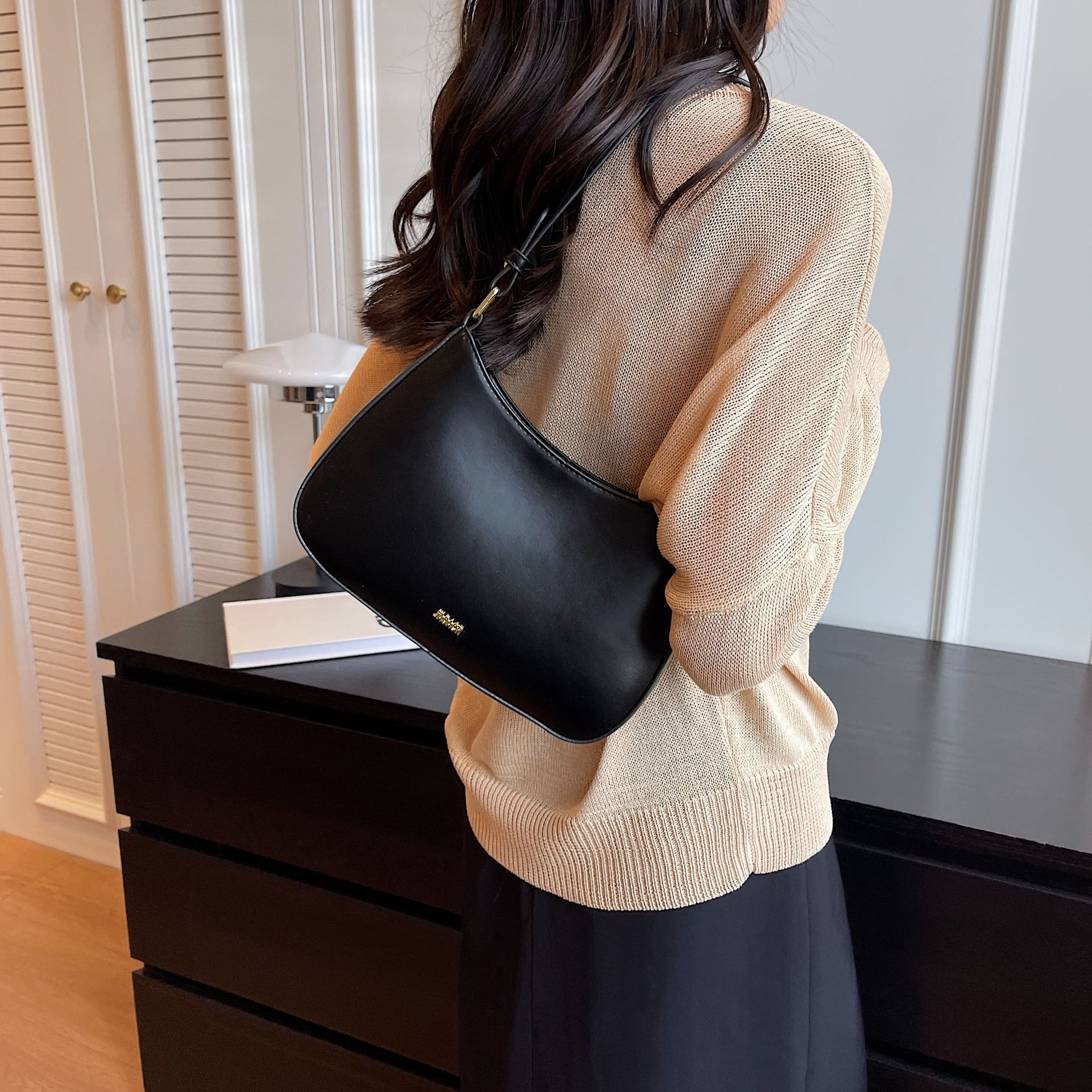 Red Underarm Shoulder Bags for - Interior Design Trends 2026 recensie en prijs