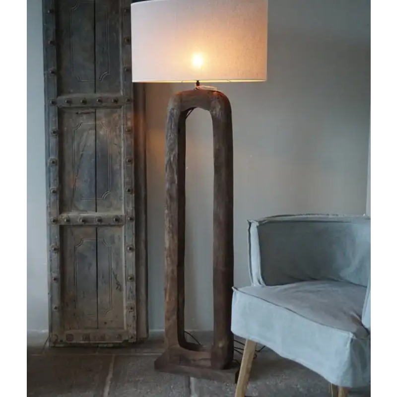 Brown Wooden Floor Lamp Wooden - Interior Design Office Space recensie en prijs