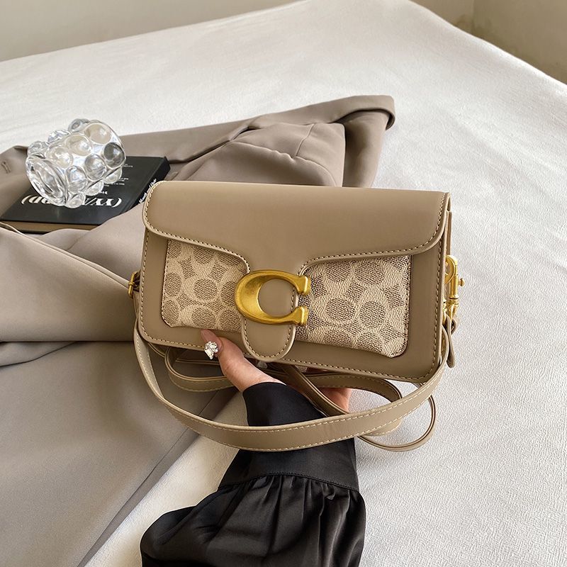 Retro luxury designer women's  - Interior Design Style recensie en prijs